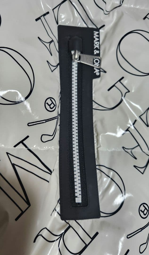 マーク＆ロナ　ダウンベスト