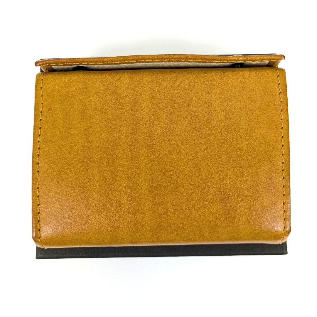 エムピウ　ミッレフォッリエ　ナポリ　ミッレフォリエ　P25