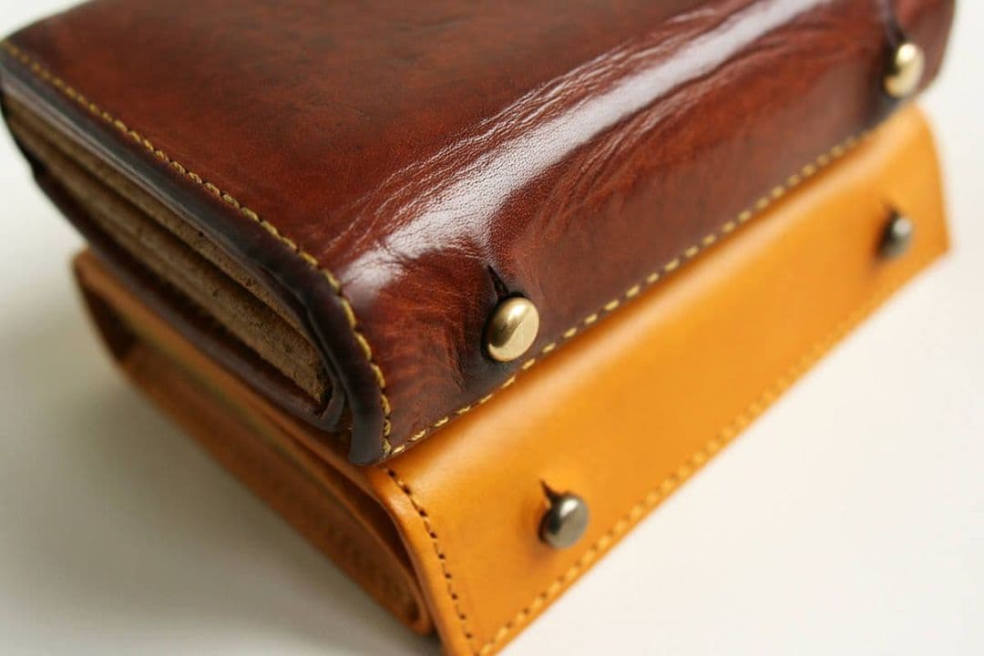 エムピウ　ミッレフォッリエ　ナポリ　ミッレフォリエ　P25