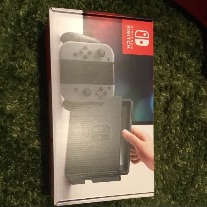 Nintendo スウィッチ