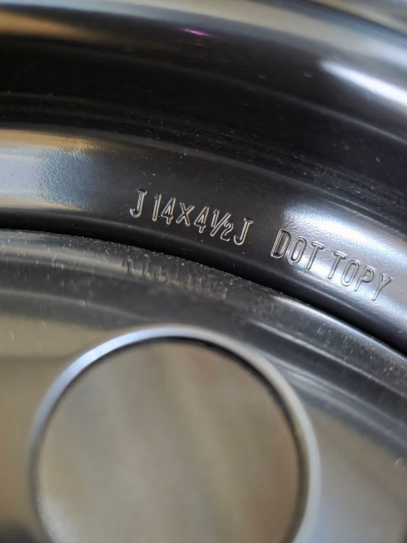 14インチ　ホイール4本　新車外し