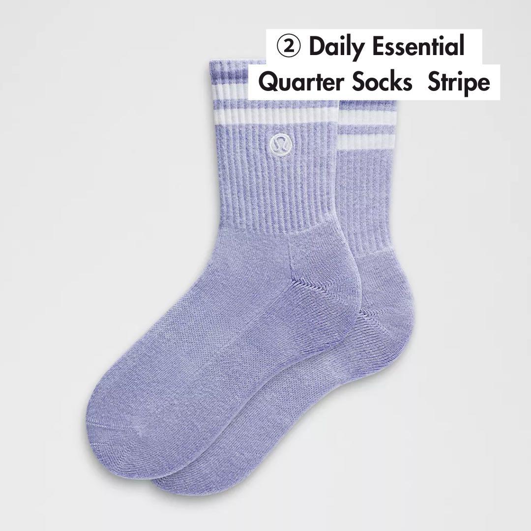 Lululemon３点セット レディースTシャツ／キーチェーン／靴下