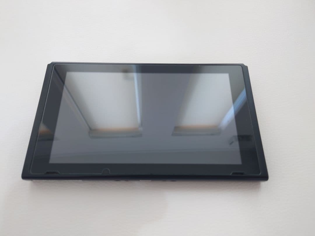 任天堂　Switch　本体のみ