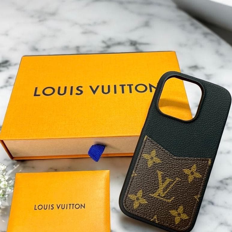 ✨正規品＆極美品‼️✨ ルイヴィトン モノグラムバンパー iPhone15Pro
