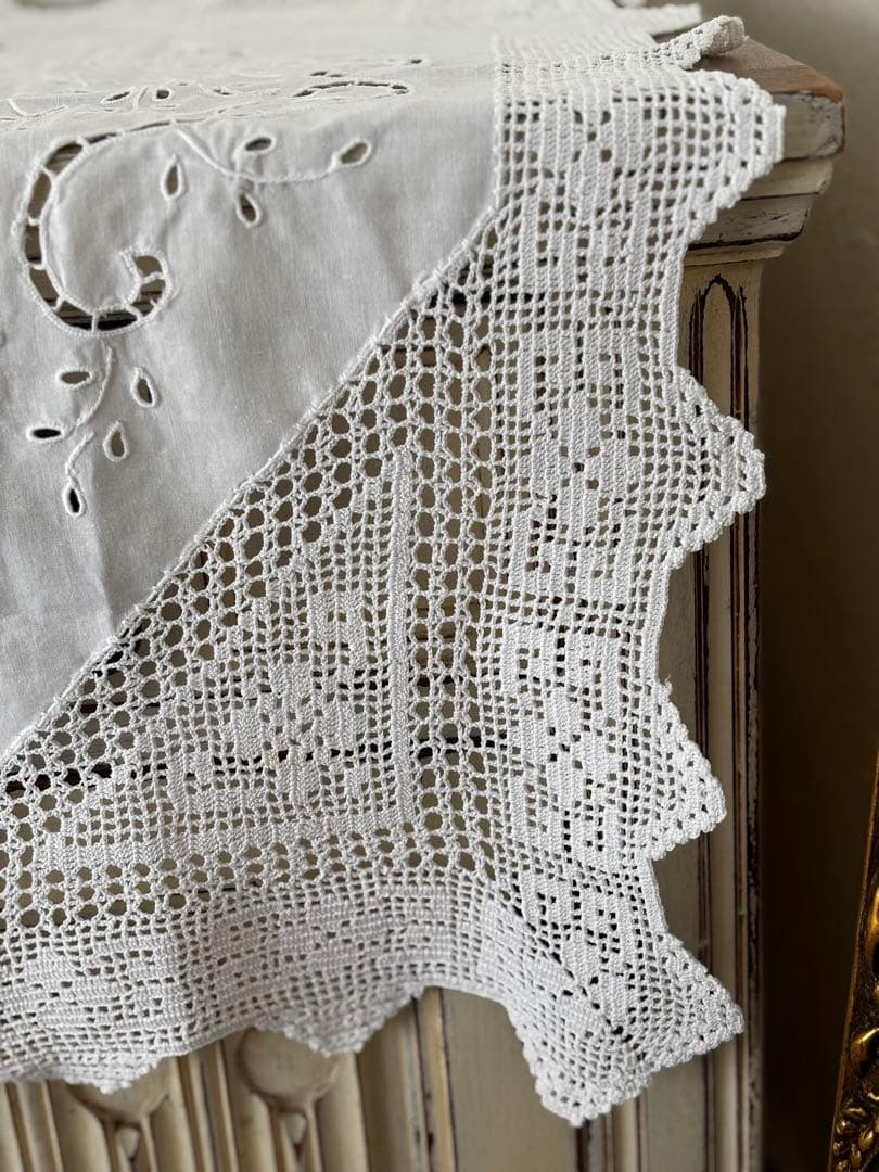 フランス　蚤の市　テーブルクロス ホワイト　レース