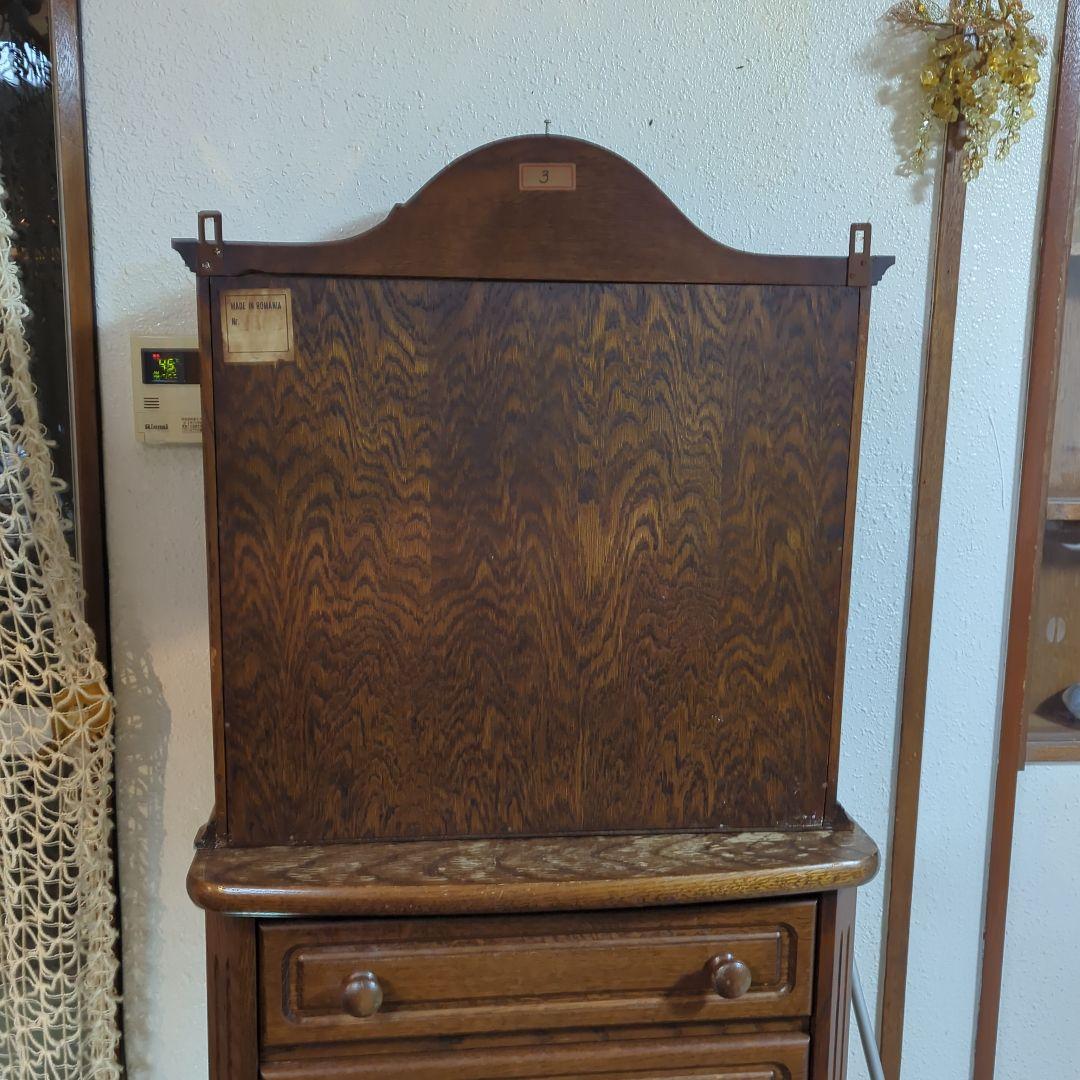 クラシックスタイル壁掛けキャビネット