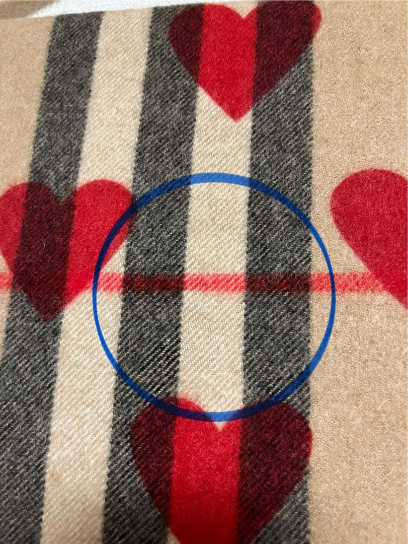 BURBERRY バーバリー マフラー カシミア100％　ハートレッド　傷有