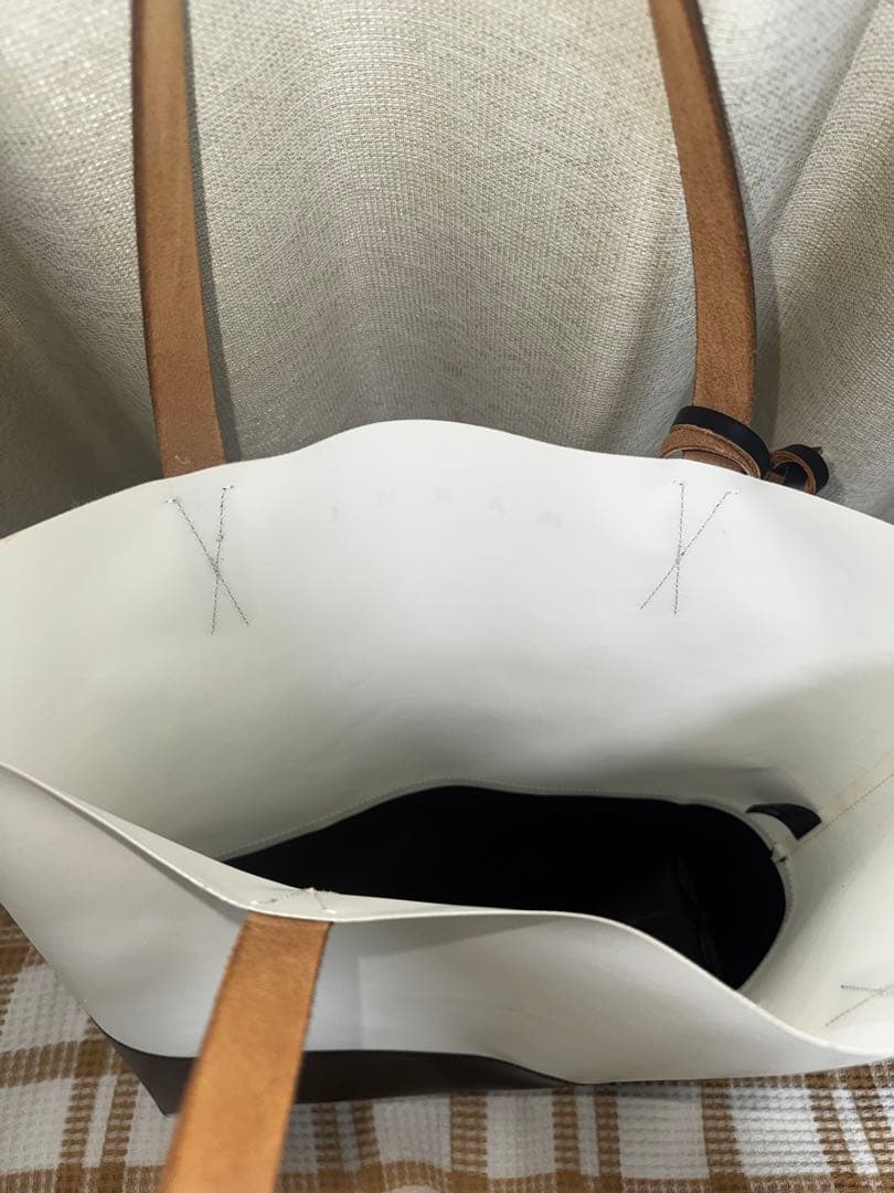 MARNI トライベッカ　バイカラー　トートバッグ