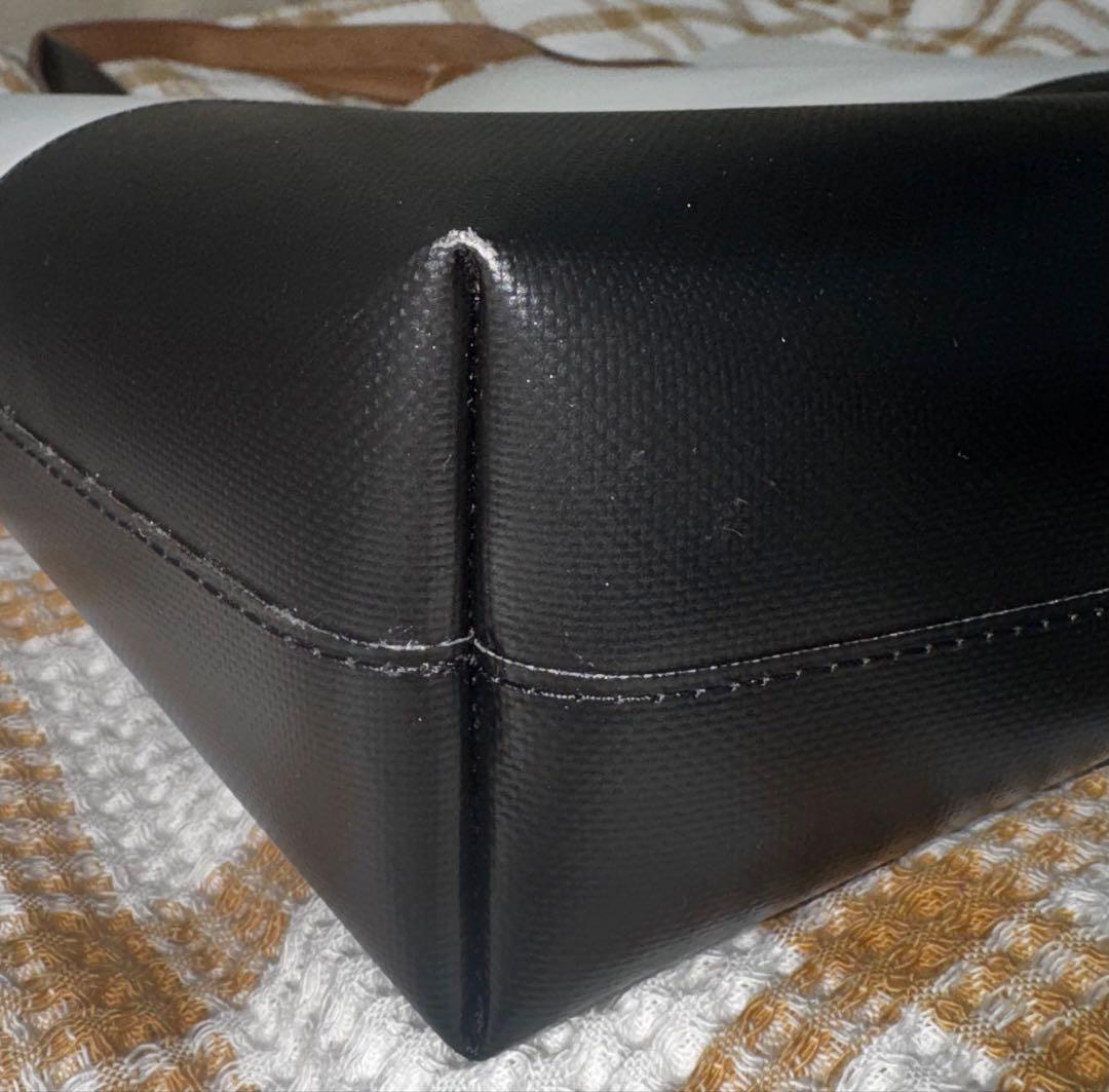 MARNI トライベッカ　バイカラー　トートバッグ