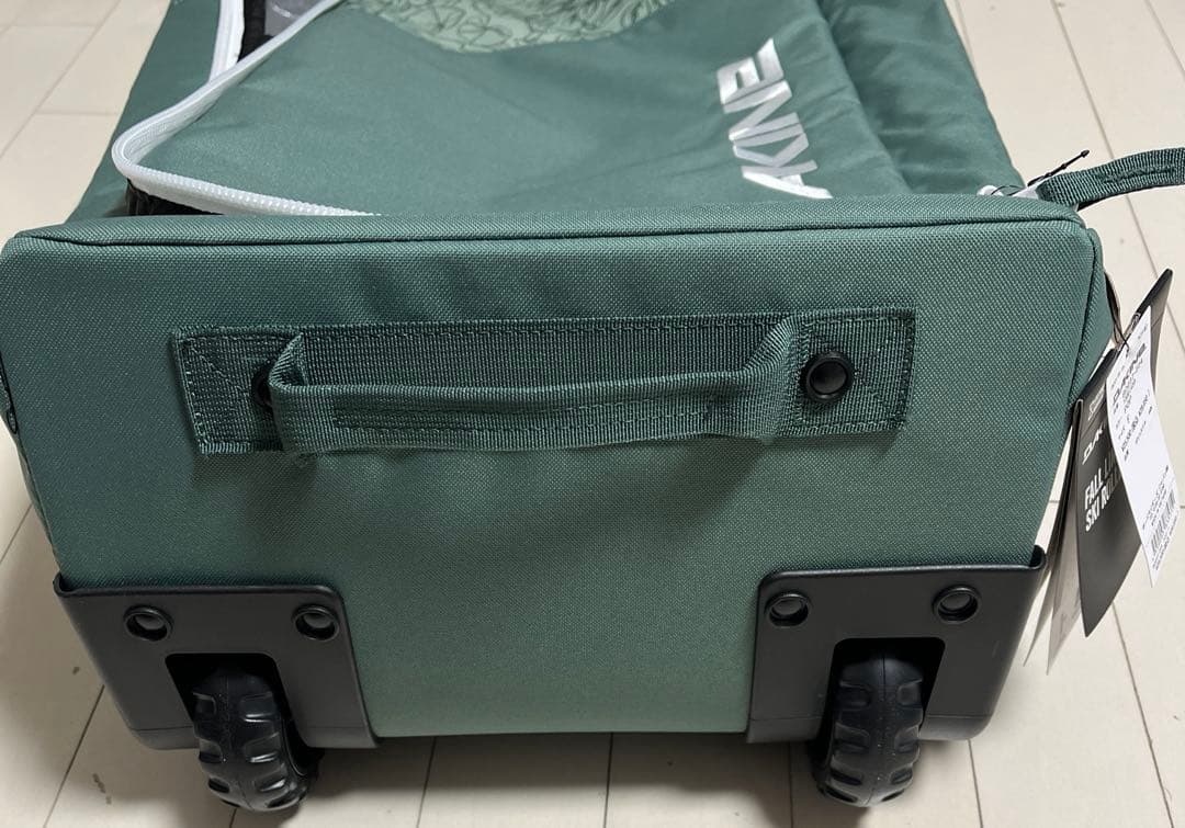 【良品】DAKINE ダカイン　日本正規品　スキーケース　スノーボードケース　①