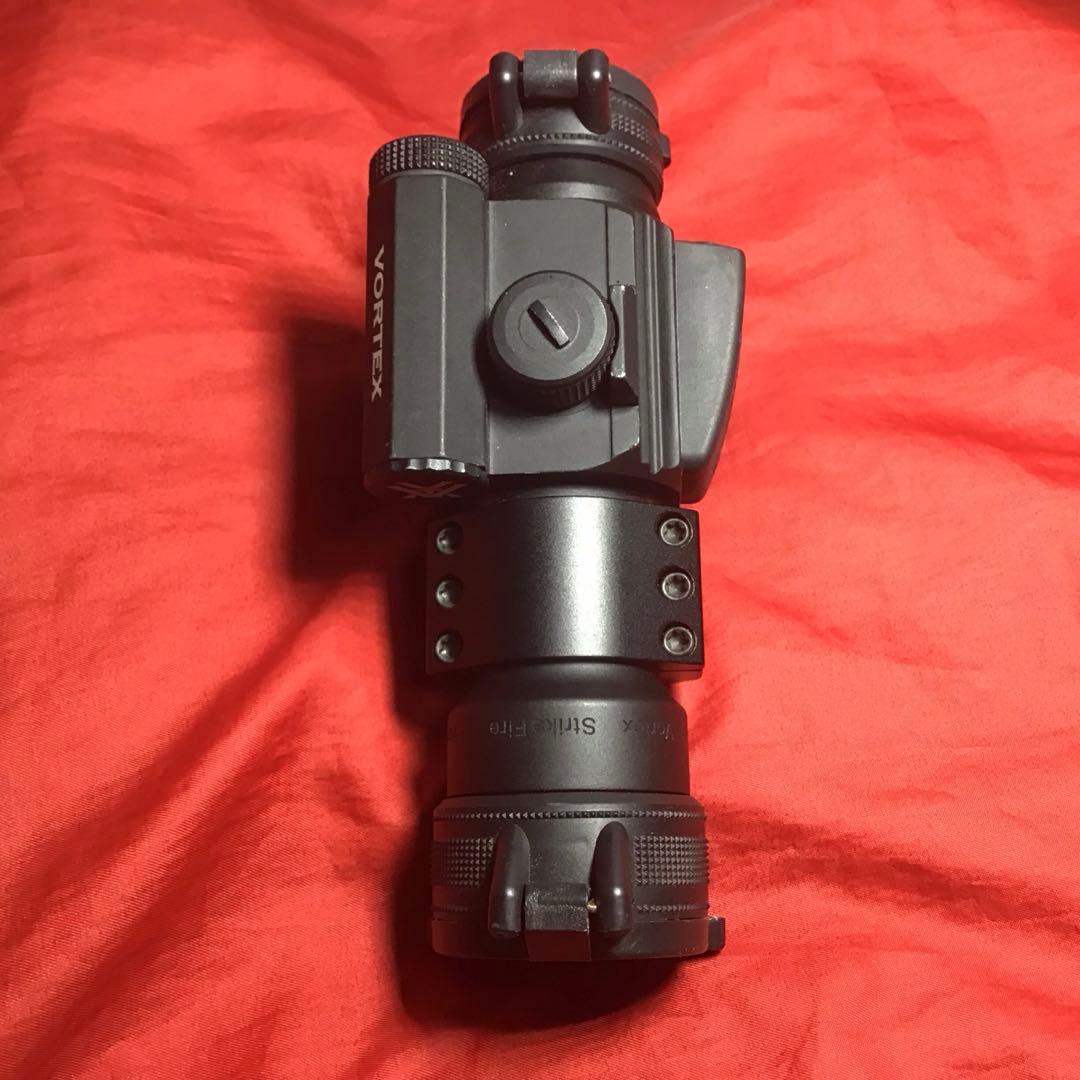 ボルテックス製　実物ストライクファイアIIダットサイト　中古品