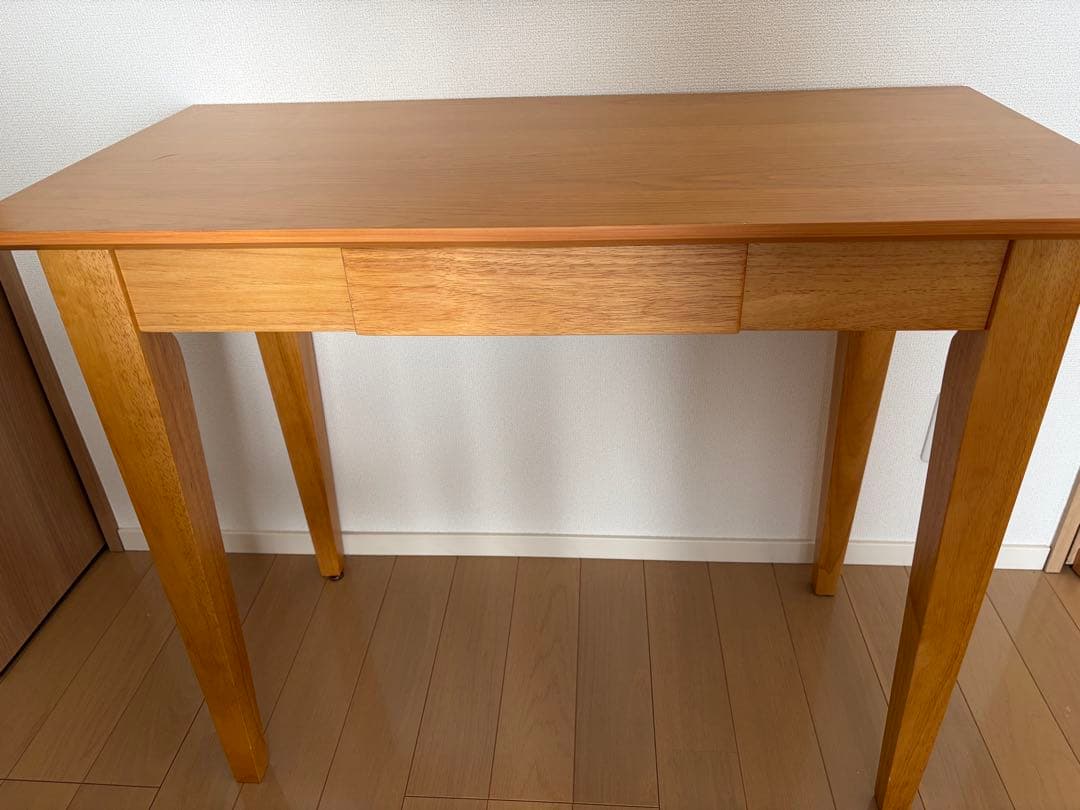 【薬剤師 よしこ出品】ニトリ / 天然木スリムデスク(幅90cm)