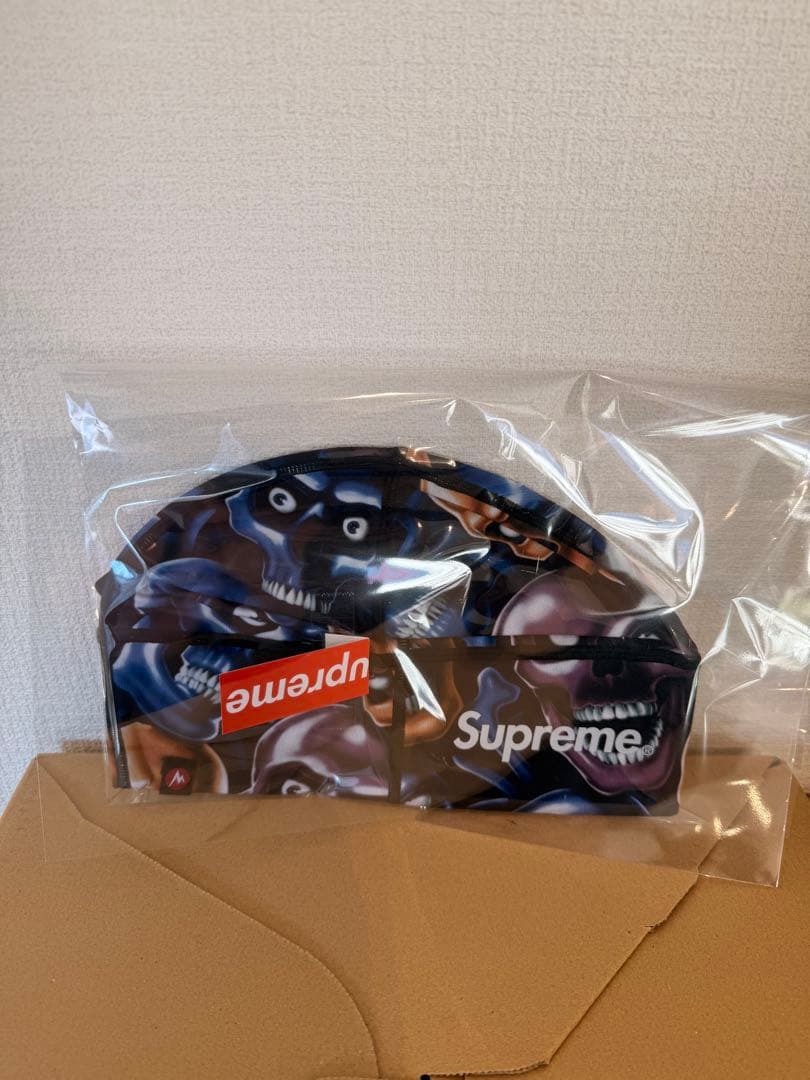 1/4迄 Supreme Marmot Base Layer Beanie