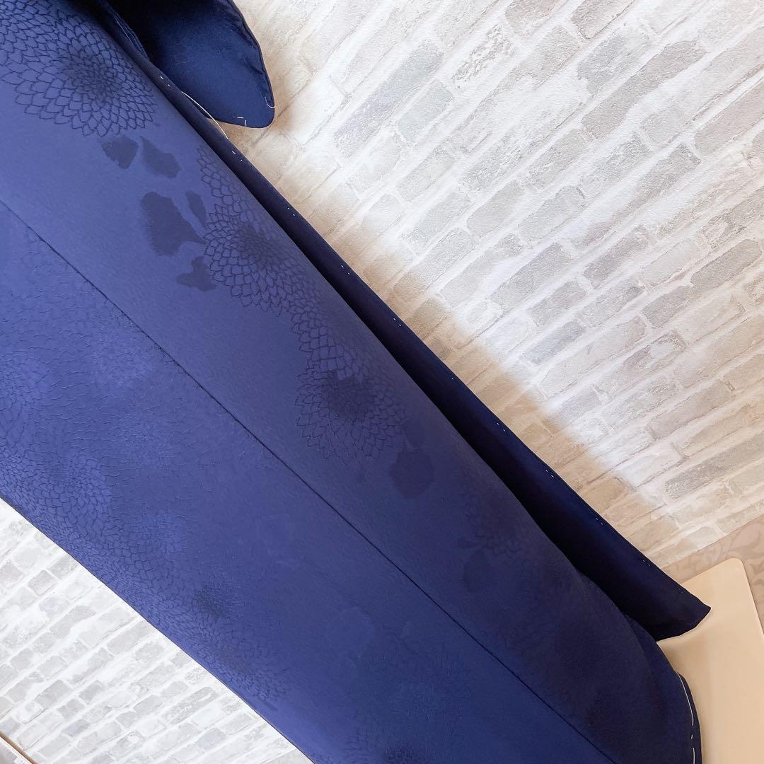 色無地　狢菊　地紋　紺色　躾糸付き　丸に片喰　シンプル　礼装　I1