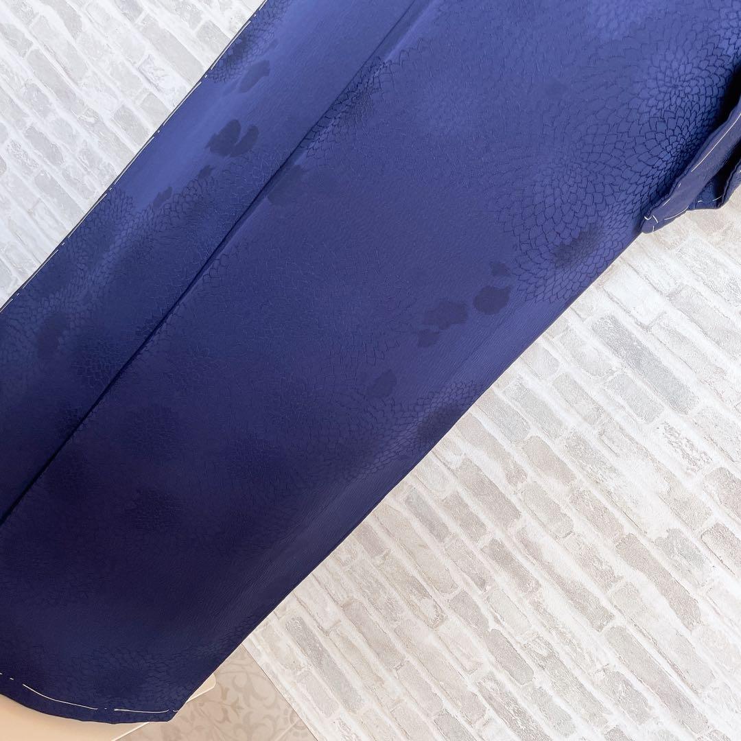 色無地　狢菊　地紋　紺色　躾糸付き　丸に片喰　シンプル　礼装　I1