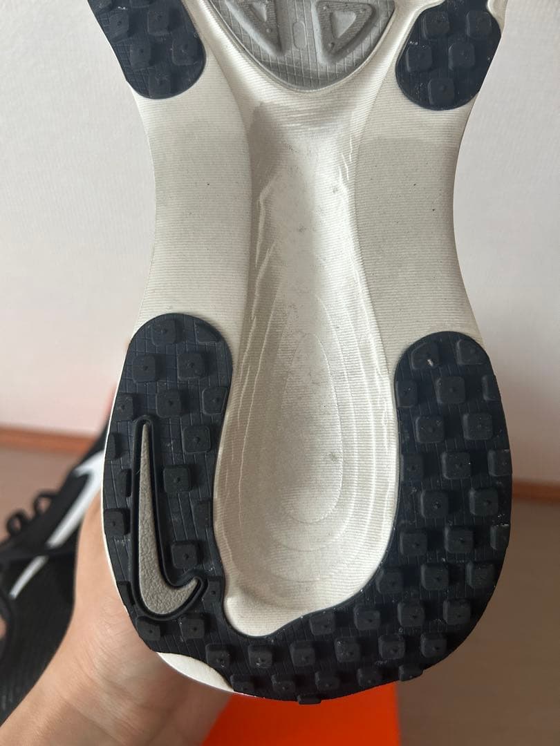 Nike Vomero 18 ナイキボメロ18