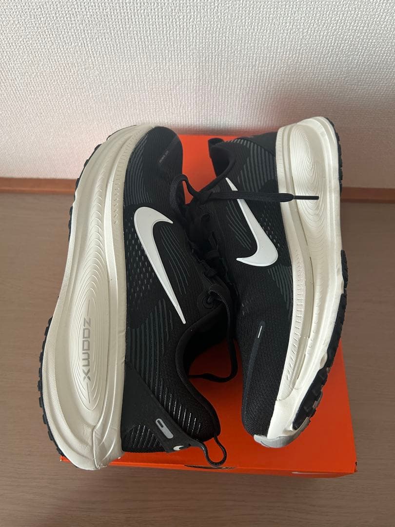 Nike Vomero 18 ナイキボメロ18