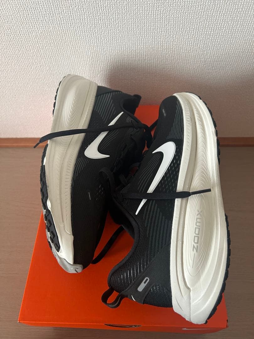 Nike Vomero 18 ナイキボメロ18