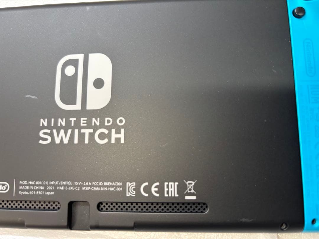 利用回数低　液晶綺麗　Nintendo Switch スイッチ　ネオン 本体