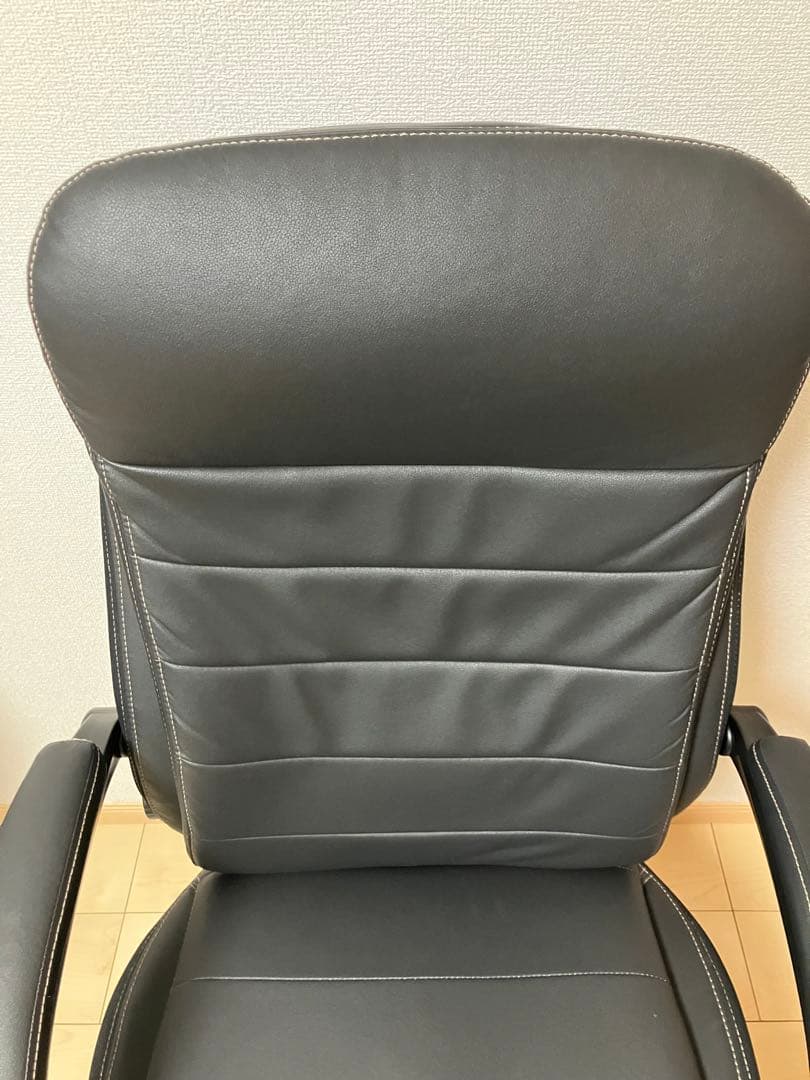 ニトリ　ワークチェア　リカルド　PUブレスレザー　黒　フットレスト付き