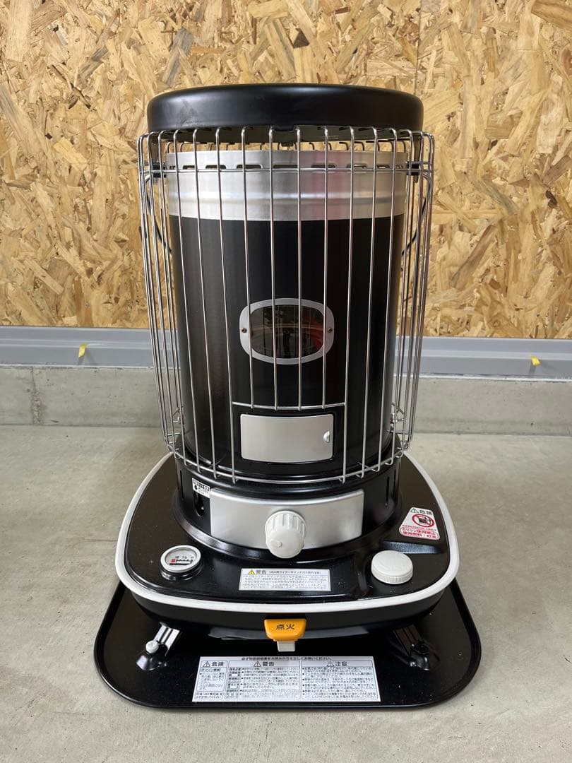 石油ストーブ　コロナ　CORONA 耐熱塗装済み