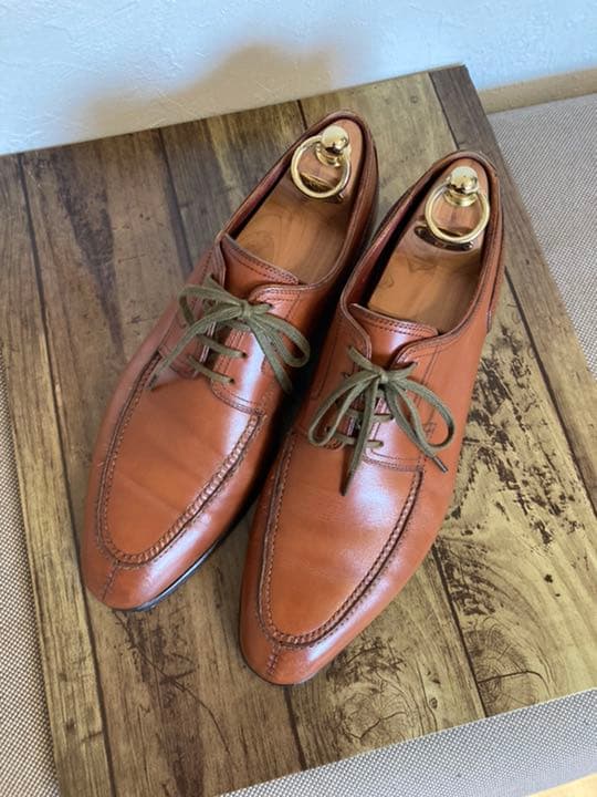 【定価：約55,000円】ペルフェット（Perfetto）のレザーシューズ