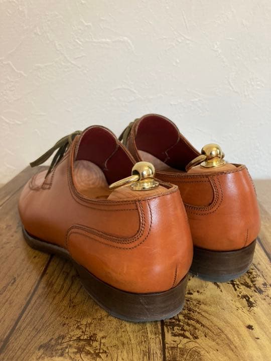【定価：約55,000円】ペルフェット（Perfetto）のレザーシューズ
