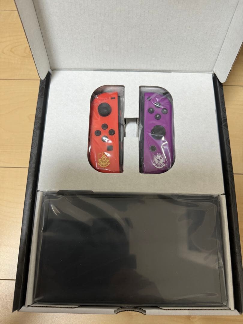 Nintendo Switch 有機ELモデル スカーレット・バイオレットエデ…