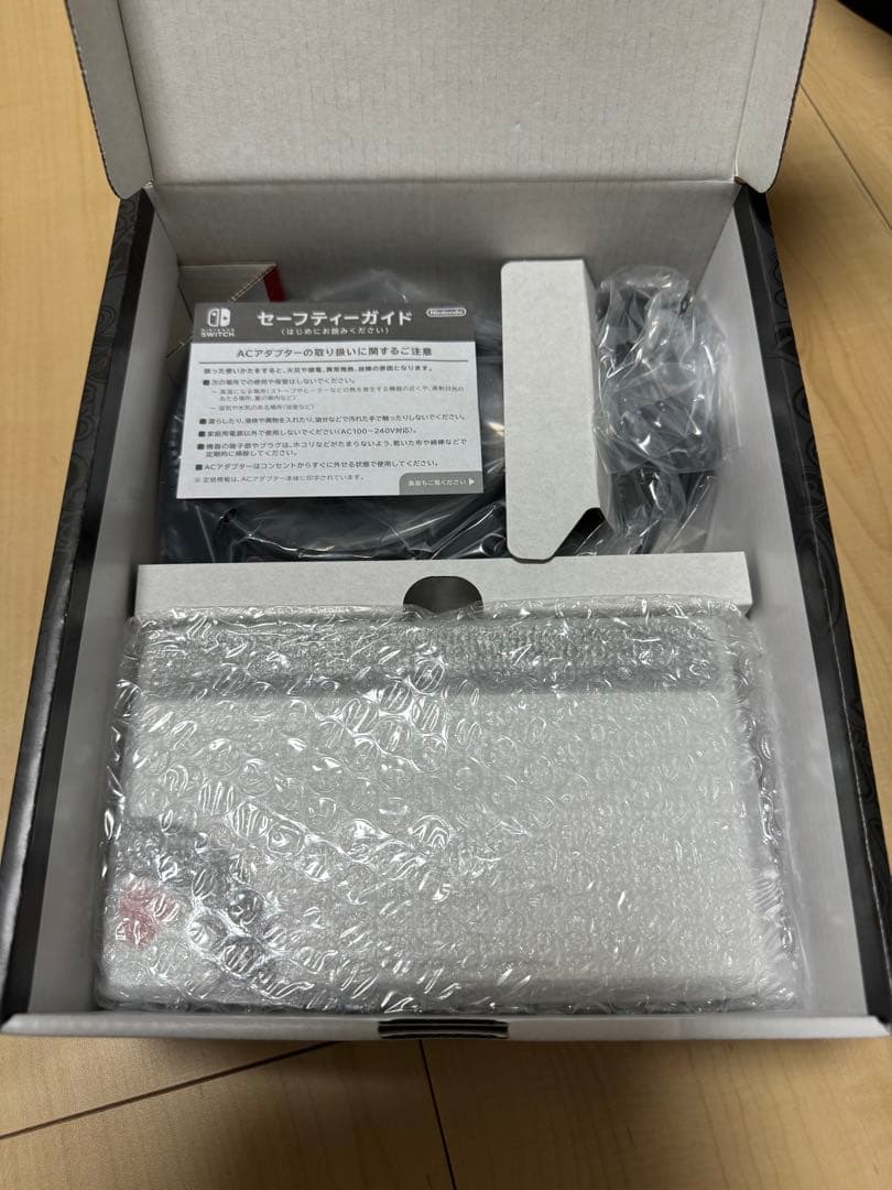 Nintendo Switch 有機ELモデル スカーレット・バイオレットエデ…