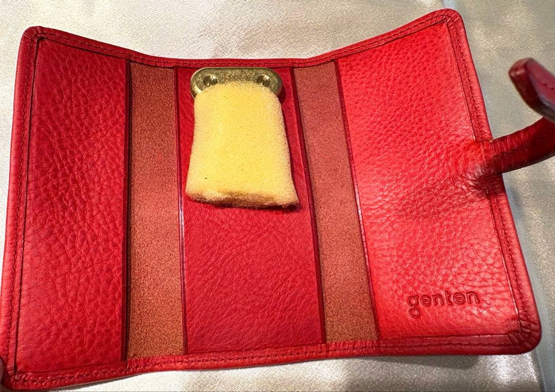 新品未使用ゲンテン genten キーケース　赤 レッド