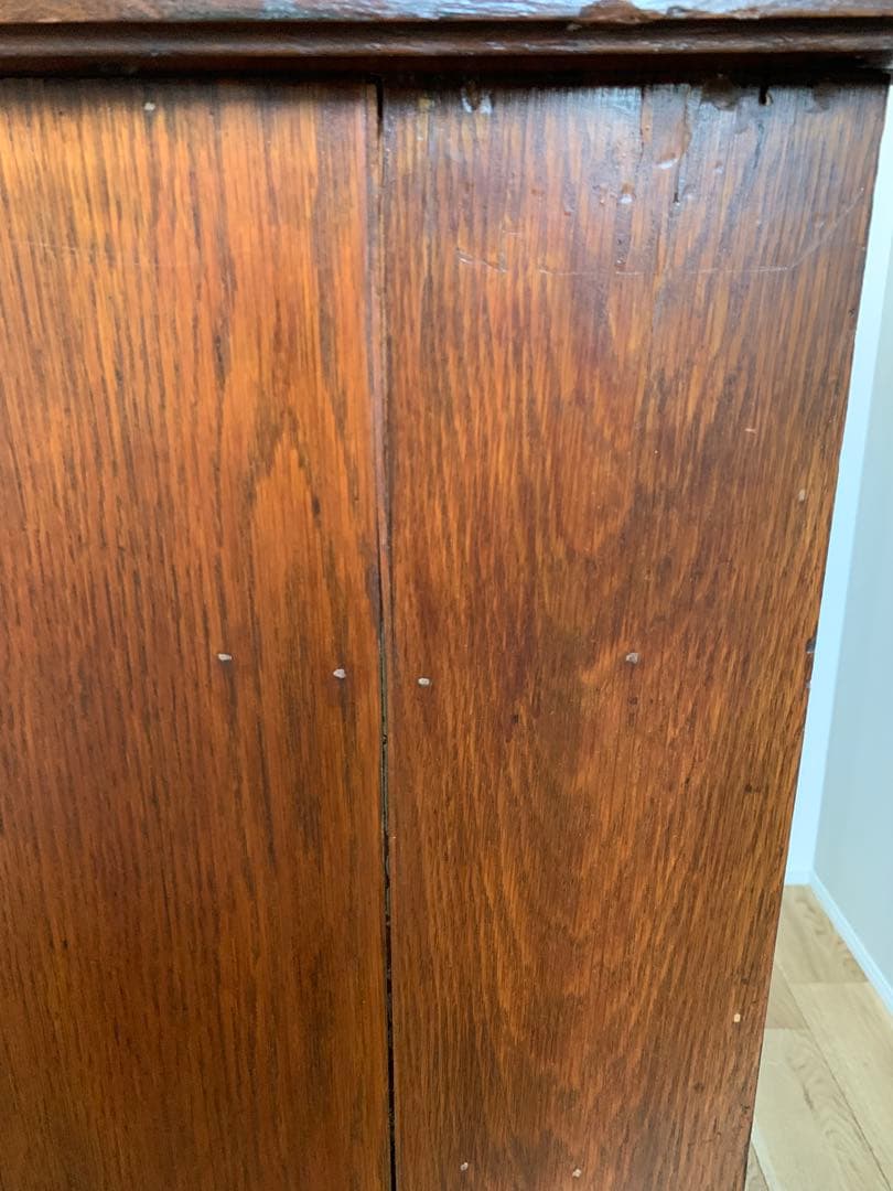 イギリスアンティーク　オーク材 4段チェスト