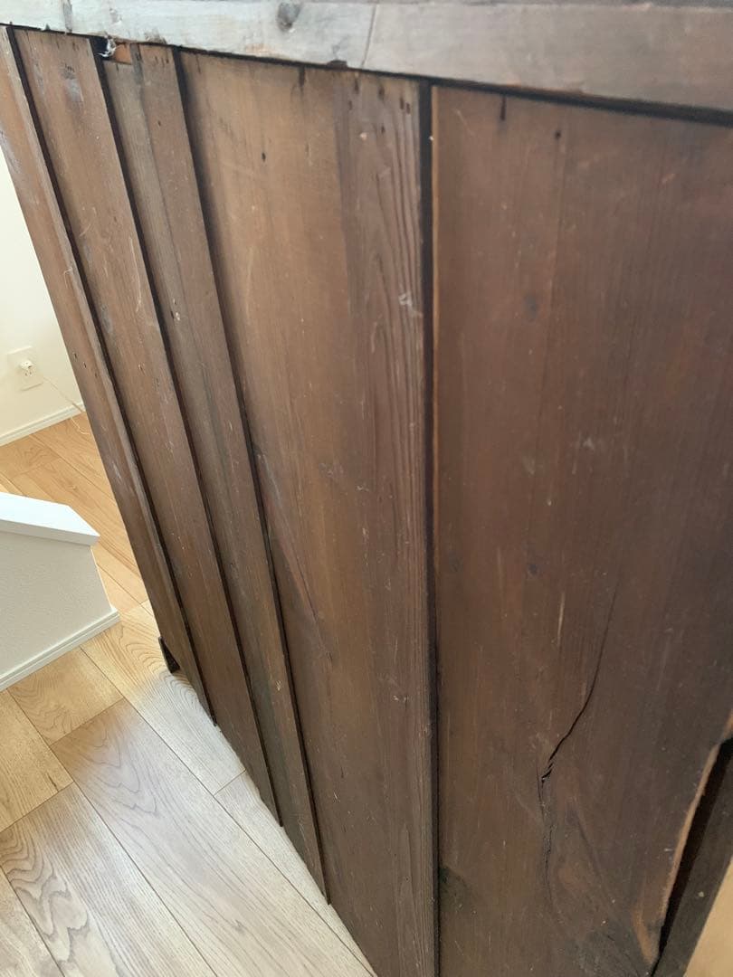 イギリスアンティーク　オーク材 4段チェスト