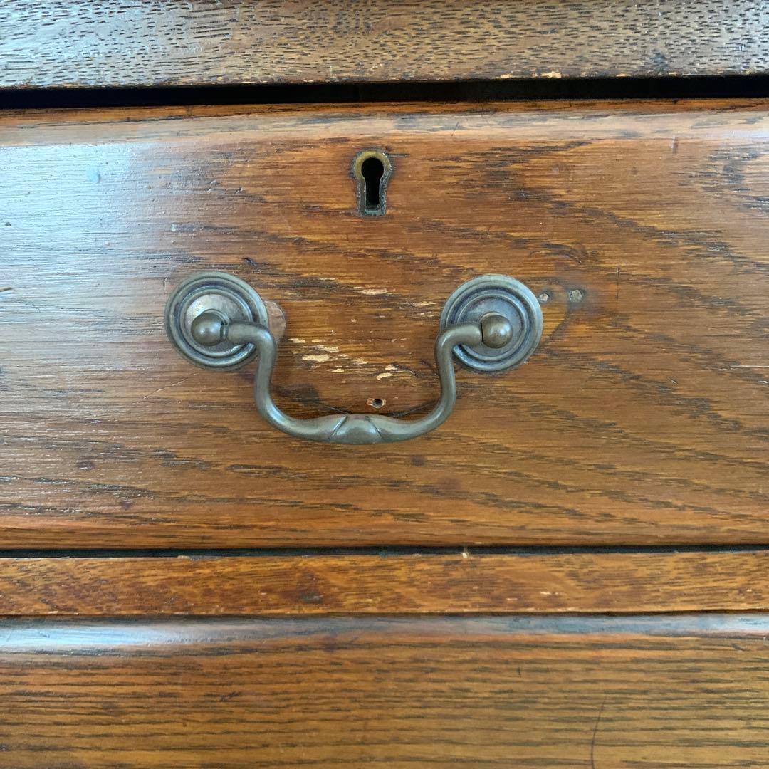 イギリスアンティーク　オーク材 4段チェスト