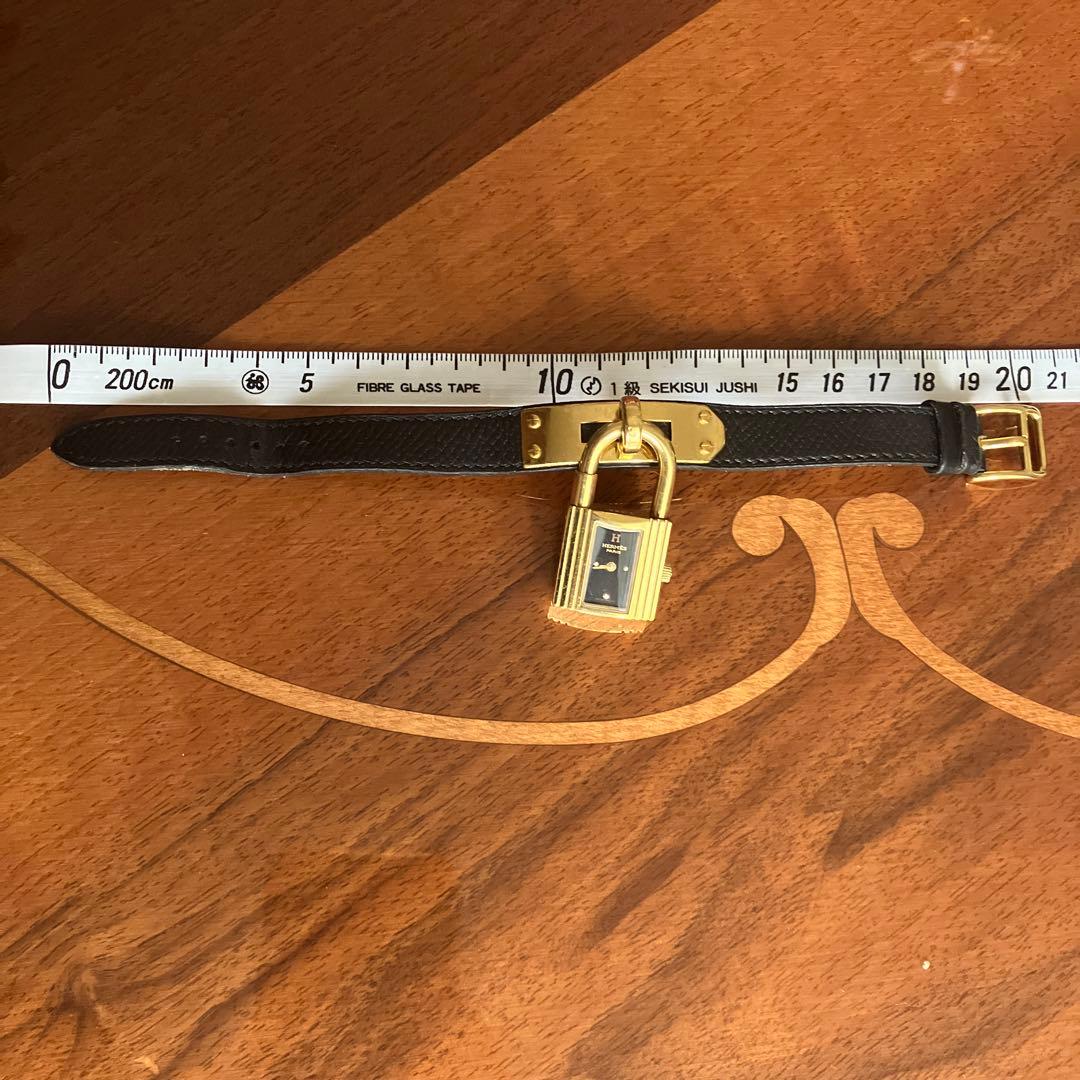 menu です♪HERMES エルメス ケリーウォッチ　ブラック