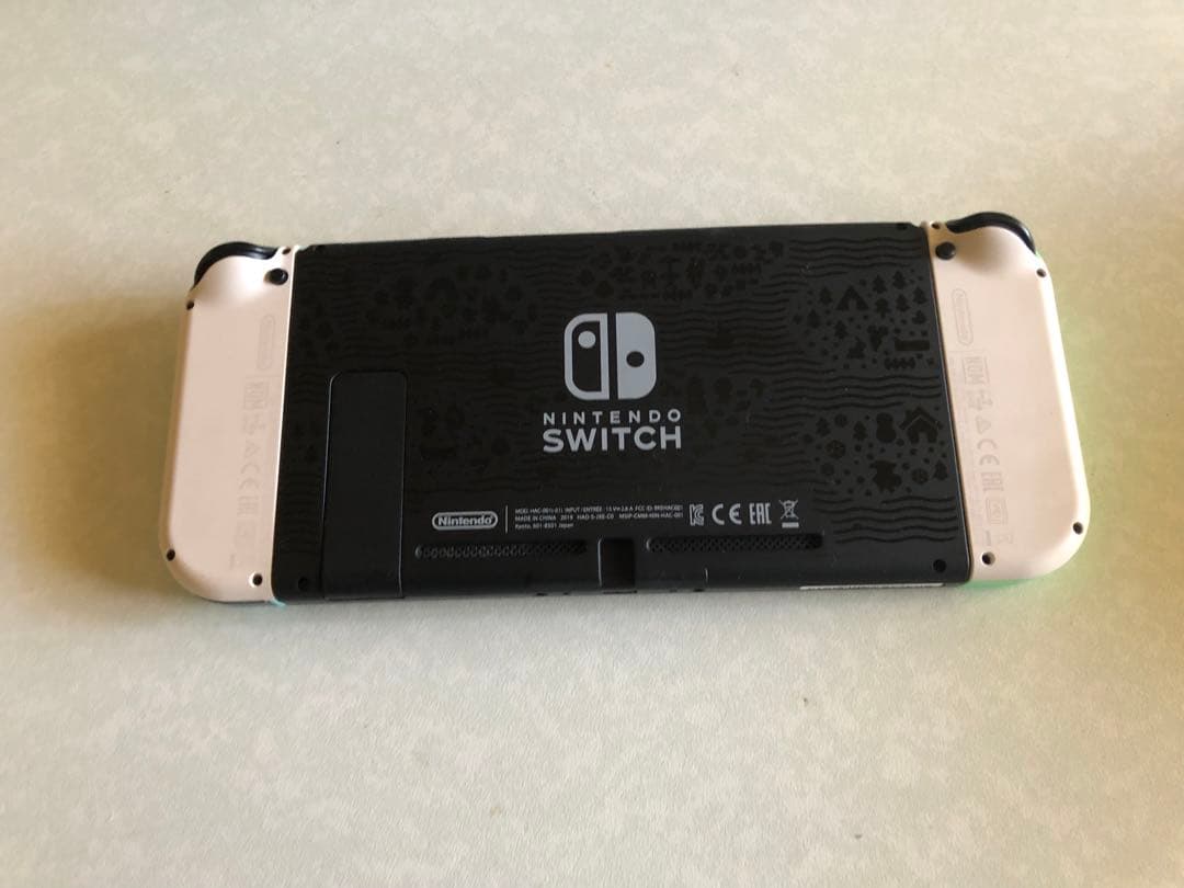 ニンテンドースイッチ　あつまれどうぶつの森セット　中古品
