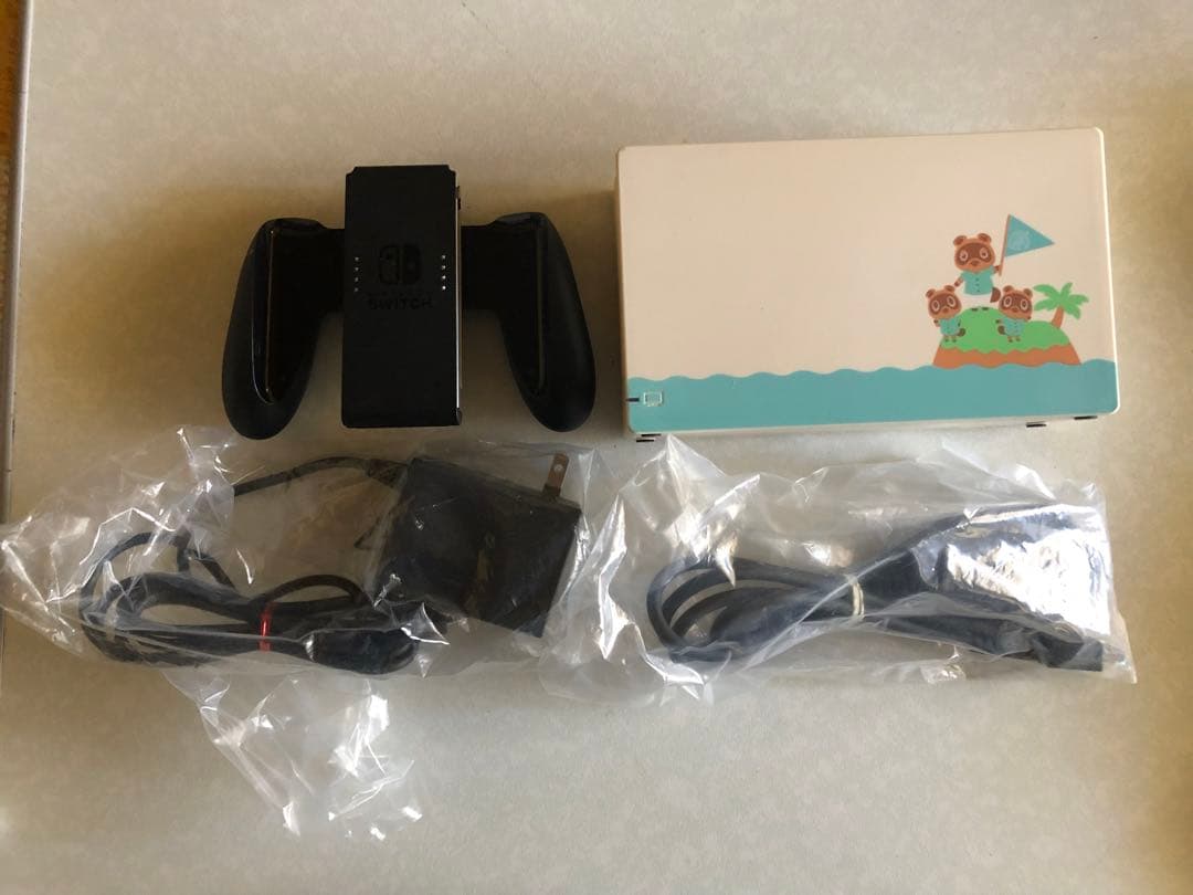 ニンテンドースイッチ　あつまれどうぶつの森セット　中古品
