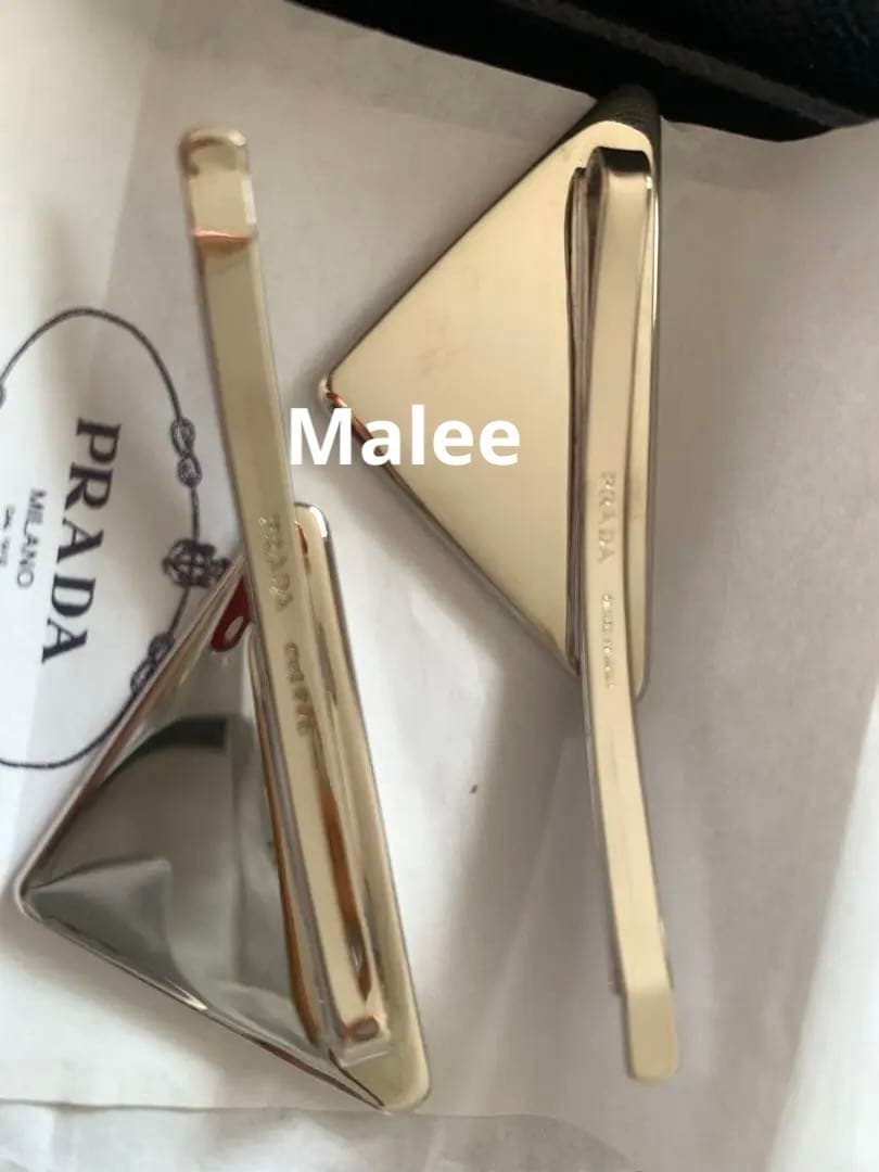 PRADA ピンク トライアングルヘアピン